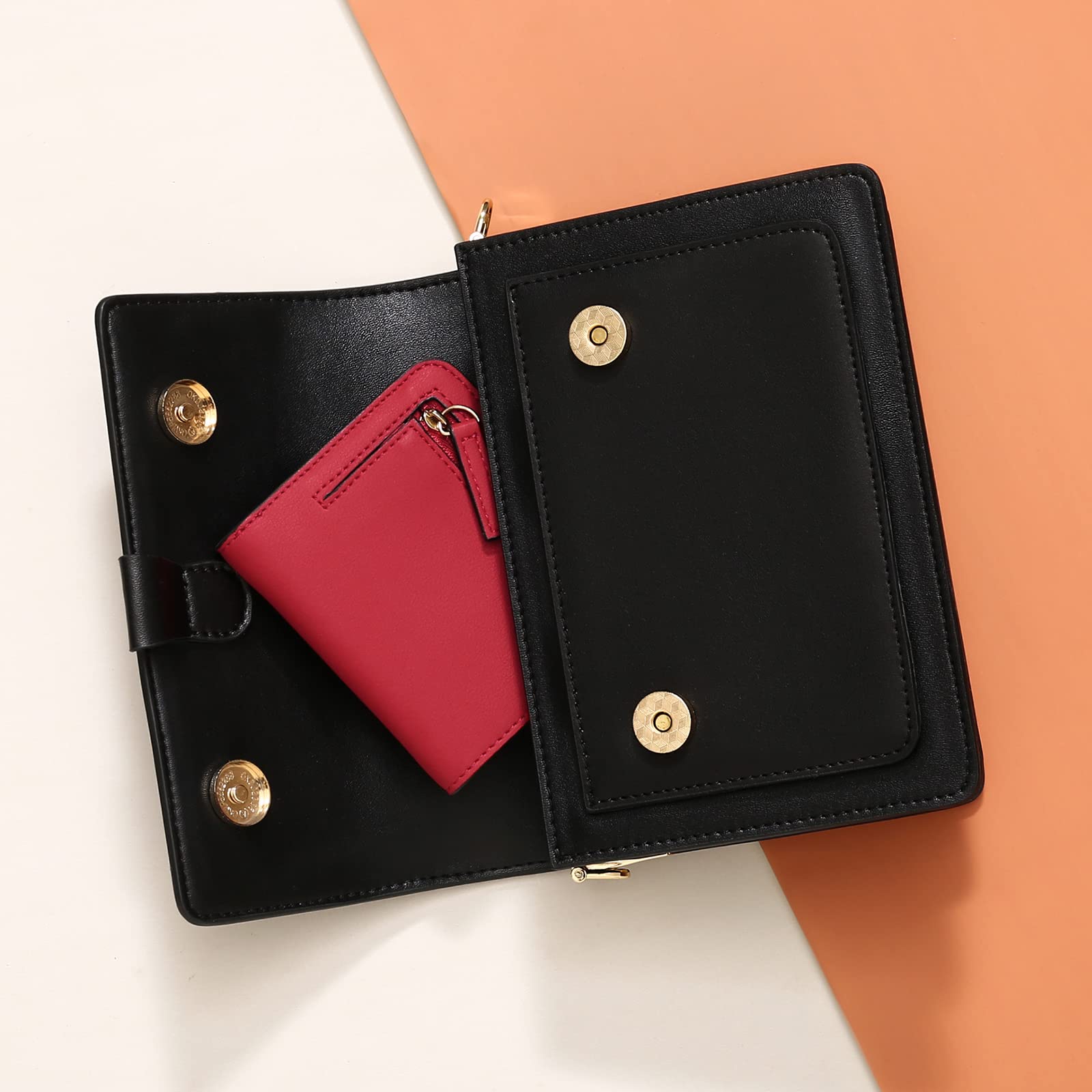 GAEKEAO RFID Blocking Leather Compact BiFold Wallet