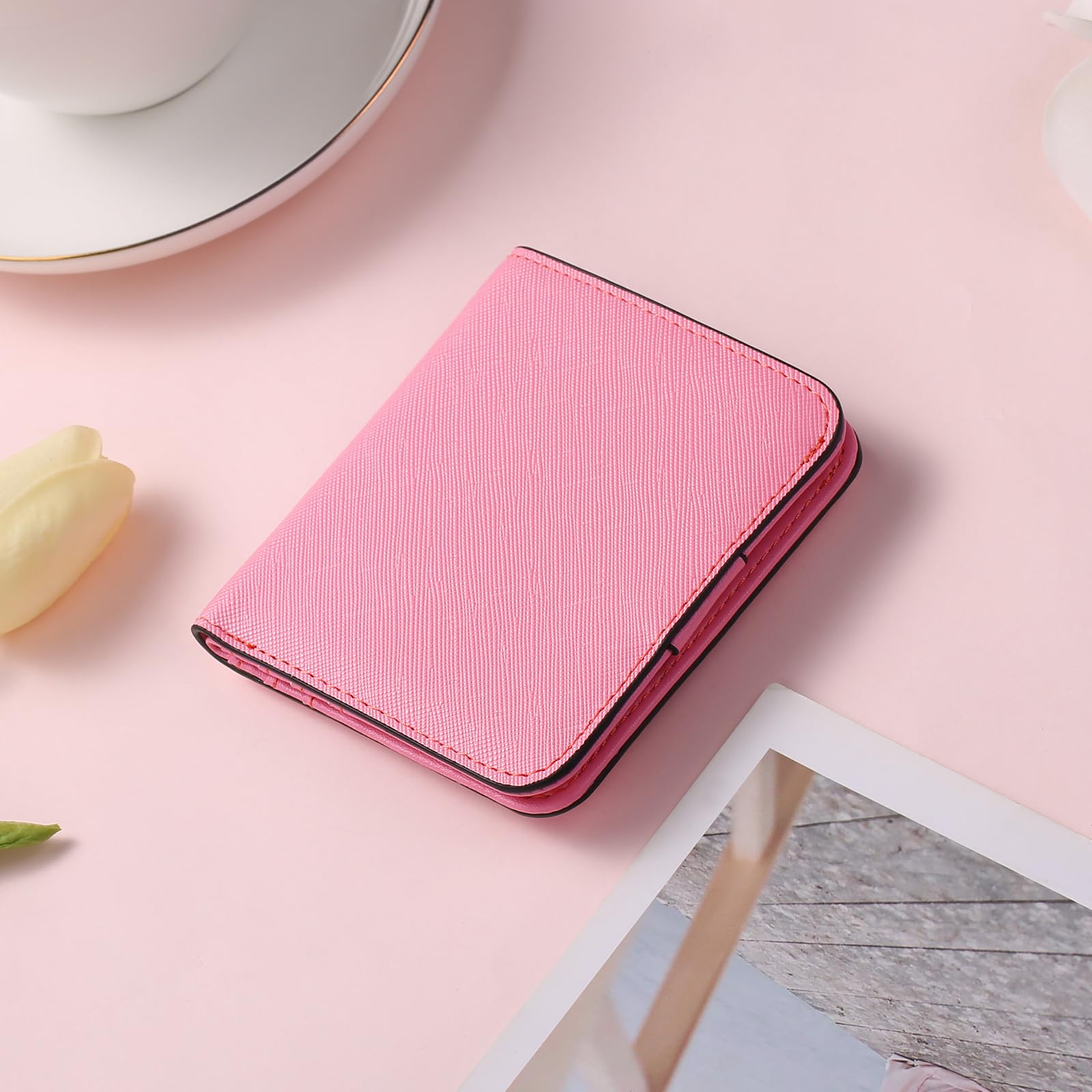 GAEKEAO RFID Blocking Leather Compact BiFold Wallet